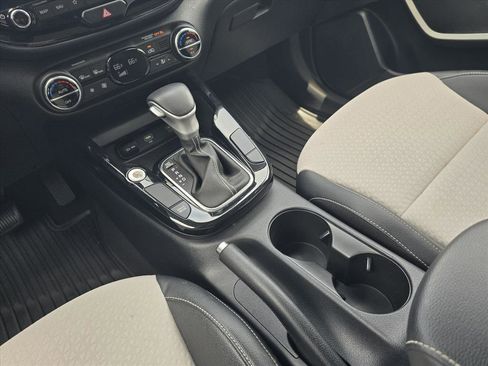 Used 2024 Kia Soul GT-Line FWD image 16