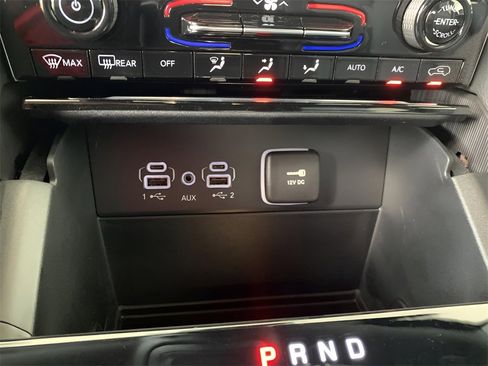 New 2025 Jeep Grand Cherokee Limited w/ Black Appearance Package image 41