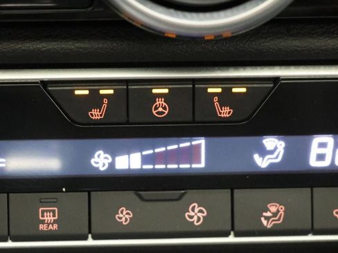 Used 2024 Nissan Sentra SR w/ SR Premium Package image 28