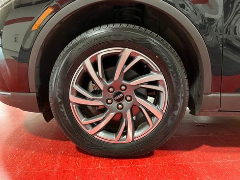 Used 2023 Lincoln Corsair AWD w/ Equipment Group 101A image 10