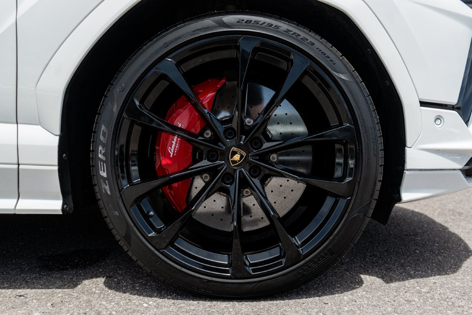 Used 2024 Lamborghini Urus S AWD/4WD image 16