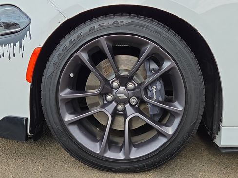 Used 2022 Dodge Charger Scat Pack RWD image 9