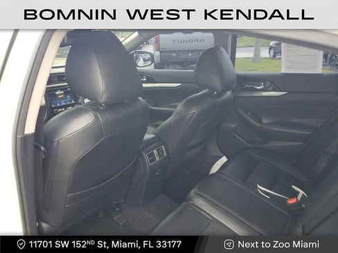 Used 2020 Nissan Maxima 3.5 S w/ Floor Mat Group image 17