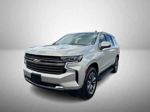 Used 2021 Chevrolet Tahoe LT w/ LT Signature Package RWD image 2