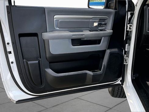 Used 2019 RAM 1500 Express w/ Express Value Package RWD image 20