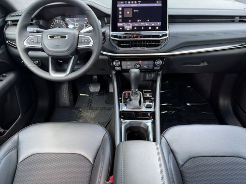 New 2026 Jeep Compass Latitude AWD/4WD image 11
