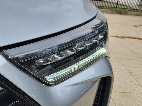 Used 2025 Acura RDX A-Spec image 10