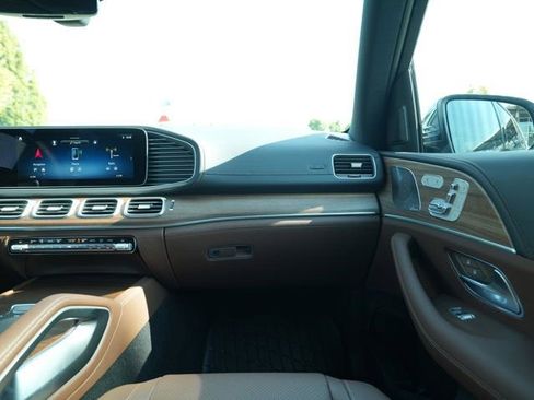 Certified 2025 Mercedes-Benz GLE 350 4MATIC image 28