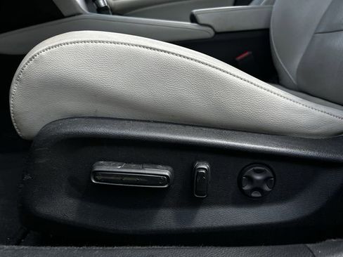 Used 2018 Honda Accord Touring image 29