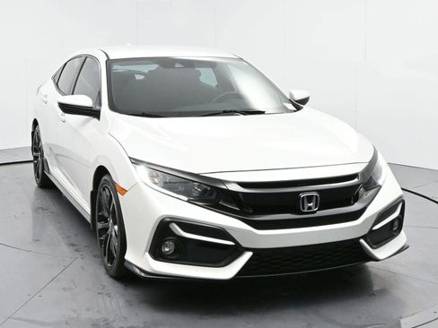 Used 2021 Honda Civic Sport image 2