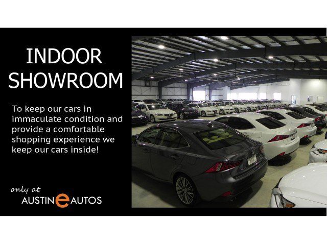 Used 2026 Tesla Model Y Long Range RWD image 2