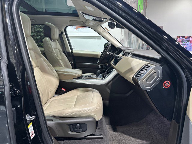 Used 2018 Land Rover Range Rover Sport HSE AWD/4WD image 54