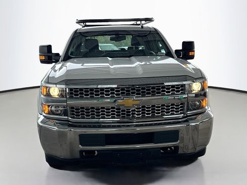 Used 2019 Chevrolet Silverado 2500 W/T w/ WT Convenience Package image 2