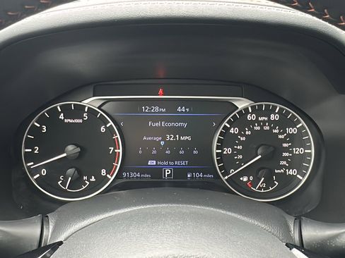 Certified 2023 Nissan Altima 2.5 SR w/ SR Premium Package image 18