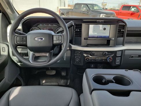 New 2026 Ford F350 XL w/ XL Off-Road Package image 17