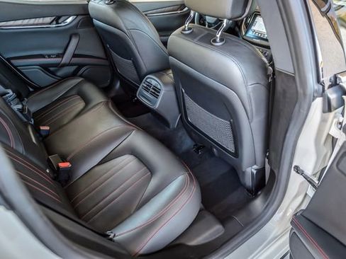 Used 2019 Maserati Ghibli S image 44
