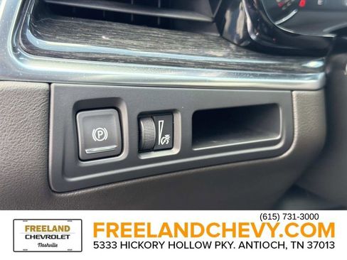 Used 2022 Cadillac XT5 Premium Luxury AWD/4WD image 28