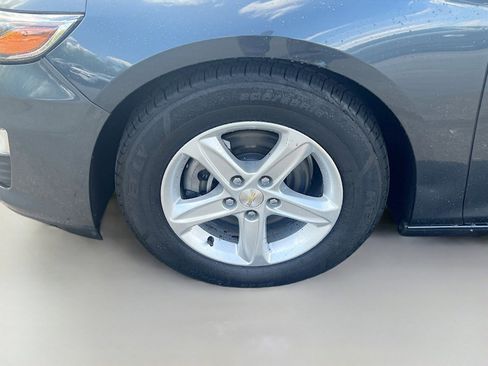 Used 2019 Chevrolet Malibu LS image 32