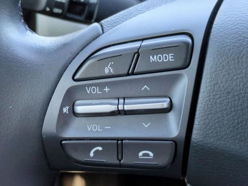 Used 2018 Hyundai Kona Ultimate image 27