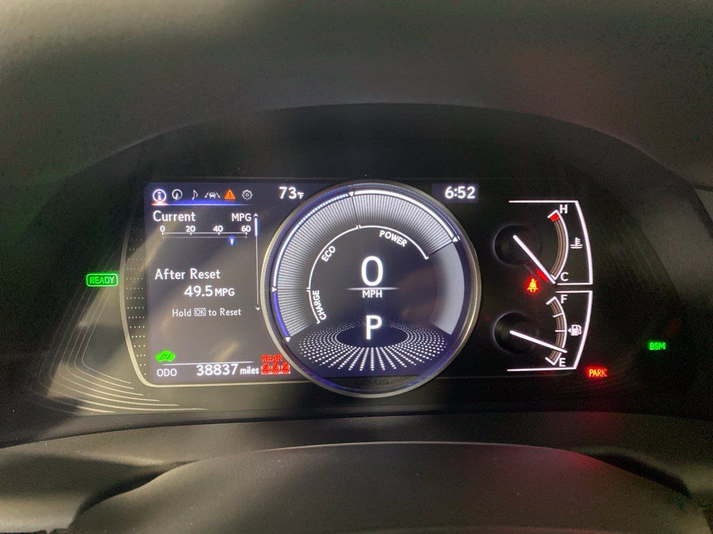 Certified 2024 Lexus ES 300h w/ Premium Package FWD image 17