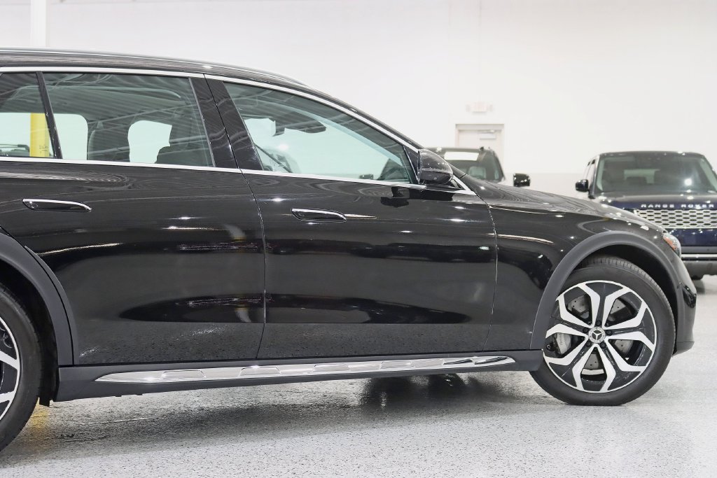 Used 2025 Mercedes-Benz E 450 4MATIC All-Terrain Wagon w/ Leather Package image 11