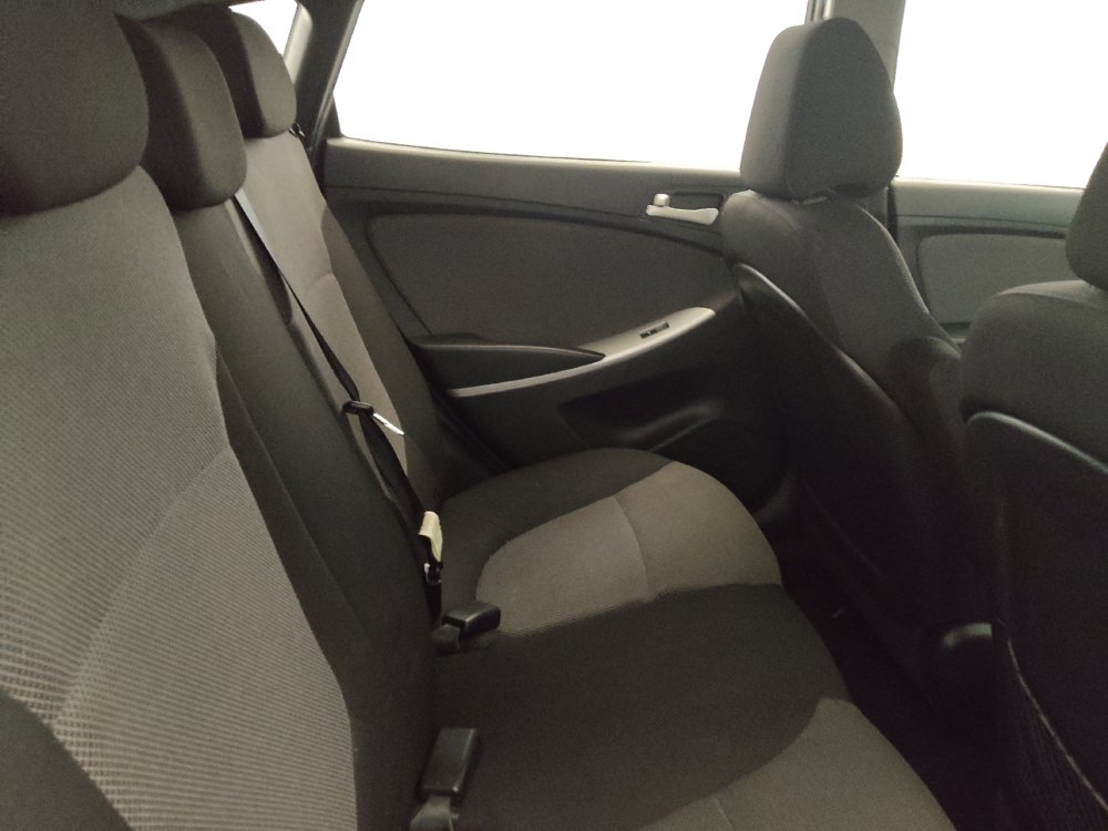 Used 2014 Hyundai Accent GS FWD image 19