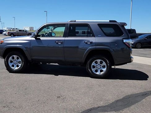 Used 2023 Toyota 4Runner SR5 Premium w/ Moonroof Package AWD/4WD image 2