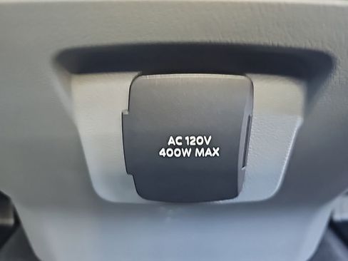 New 2026 Ford F250 XLT w/ XLT Premium Package image 18