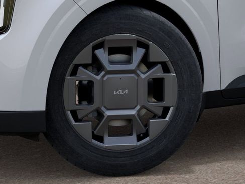 New 2026 Kia Carnival EX FWD image 9