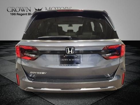 Certified 2025 Honda Odyssey EX-L image 4