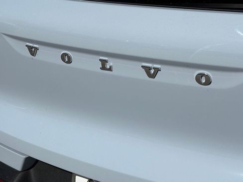 New 2026 Volvo XC40 B5 Plus w/ Protection Package Premier image 7