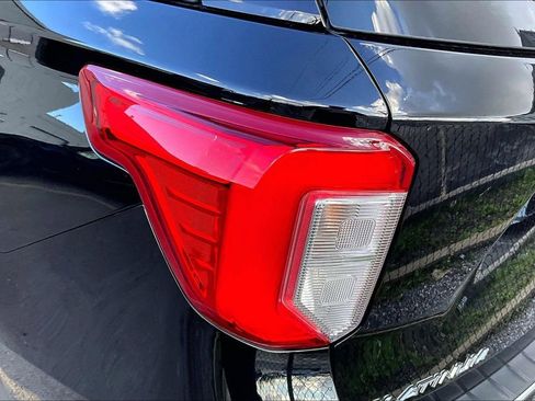 Used 2022 Ford Explorer Platinum w/ Equipment Group 601A image 30