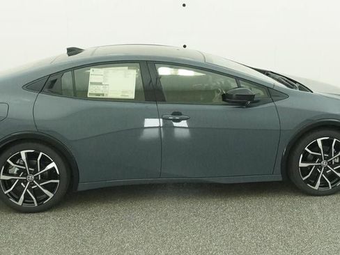 New 2026 Toyota Prius Plug-In Hybrid image 11