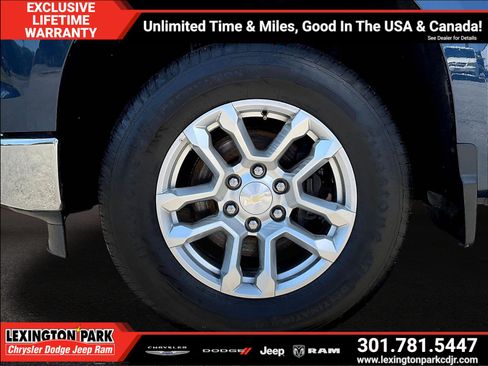 Used 2022 Chevrolet Silverado 1500 LT AWD/4WD image 34