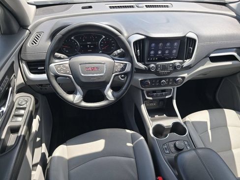 Used 2024 GMC Terrain SLT FWD image 25