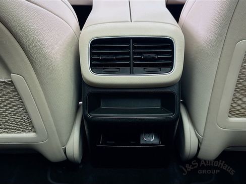 Used 2022 Mercedes-Benz GLE 450 4MATIC image 32