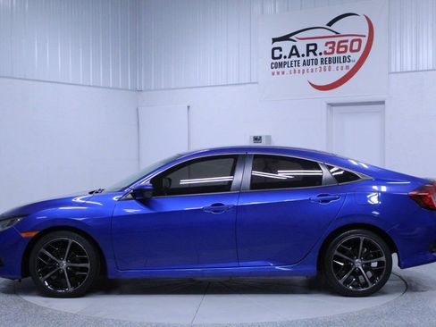 Used 2021 Honda Civic Sport image 3