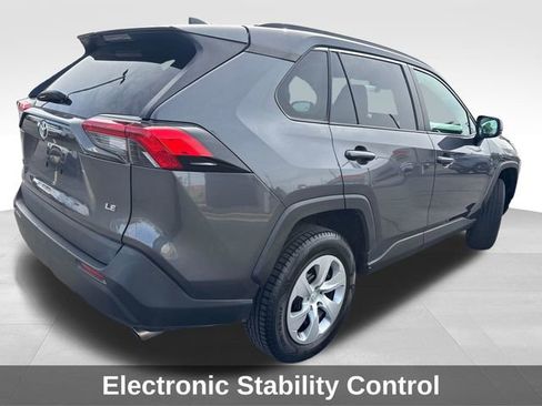 Used 2019 Toyota RAV4 LE w/ Carpet Mat Package FWD image 6