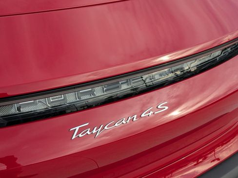 New 2025 Porsche Taycan 4S image 12