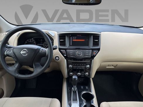 Used 2017 Nissan Pathfinder SV w/ Trailer Tow Package image 3