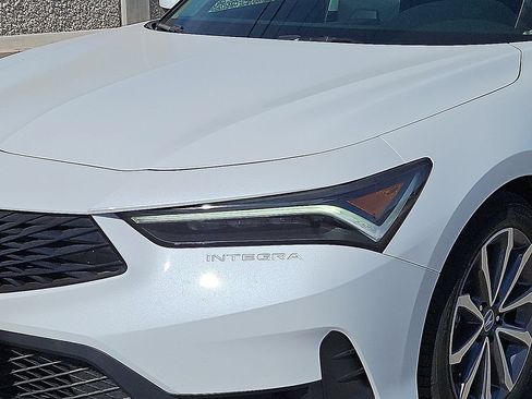 New 2026 Acura Integra FWD image 9