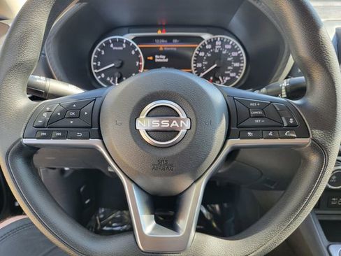Used 2024 Nissan Sentra SV image 29