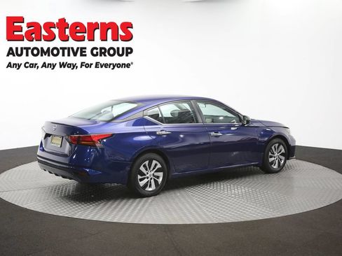 Used 2024 Nissan Altima 2.5 S FWD image 40
