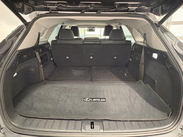 Used 2022 Lexus RX 350L Premium w/ Premium Package AWD/4WD image 22