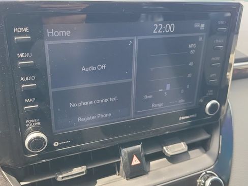 Used 2022 Toyota Corolla LE FWD image 18