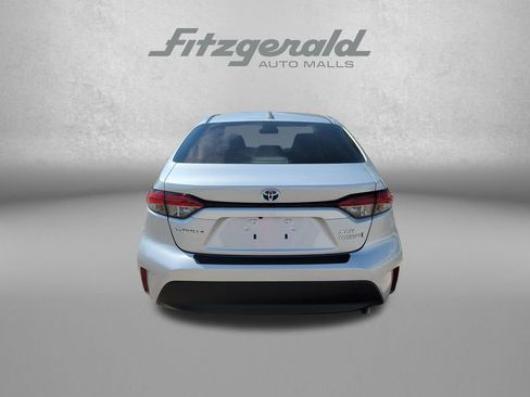 Used 2024 Toyota Corolla XLE FWD image 4