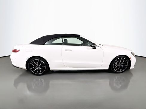 Used 2022 Mercedes-Benz E 450 Cabriolet w/ AMG Line image 11