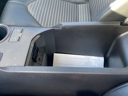 Used 2023 Toyota Camry SE image 13