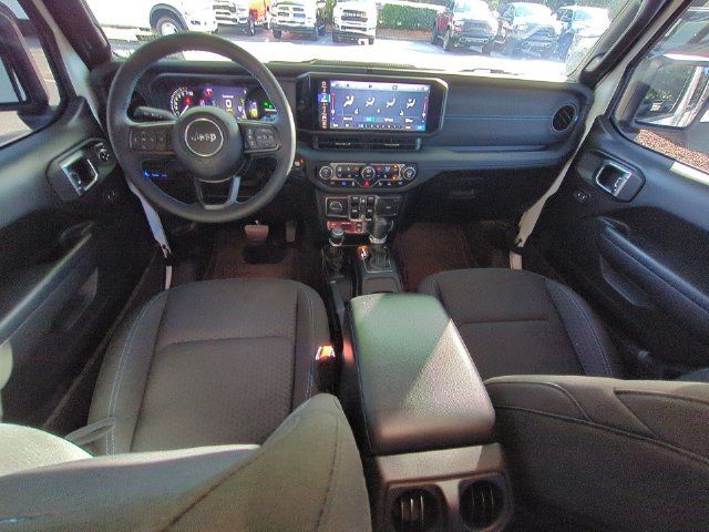 Used 2024 Jeep Wrangler Unlimited Rubicon 4xe w/ Capability Package AWD/4WD image 30