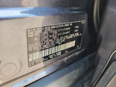 Used 2021 Toyota RAV4 XLE w/ Convenience Package AWD/4WD image 32